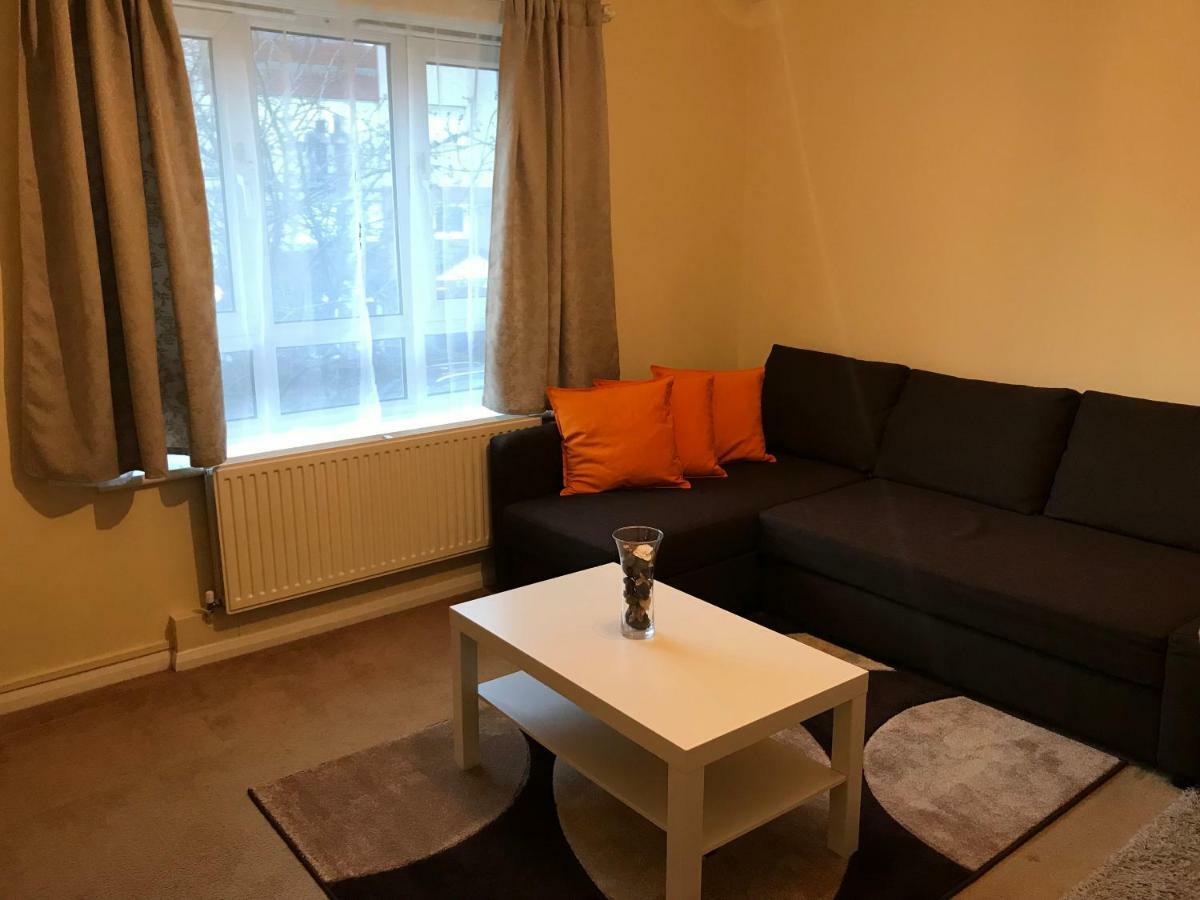 Cozy Apartment In Stratford From 18 Minutes To Central London Ngoại thất bức ảnh